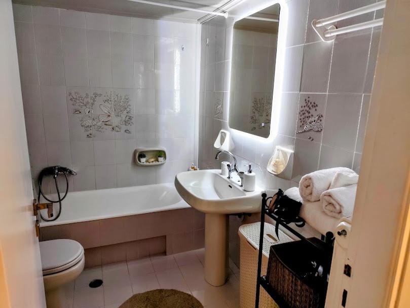 Apartment στην παραλία Karystos (Evia)